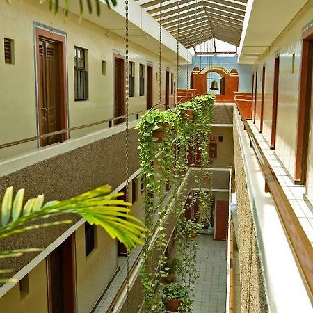 Hotel Janeiro 瓜达拉哈拉 外观 照片
