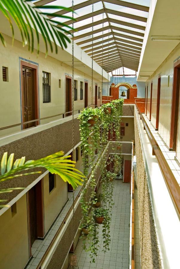 Hotel Janeiro 瓜达拉哈拉 外观 照片