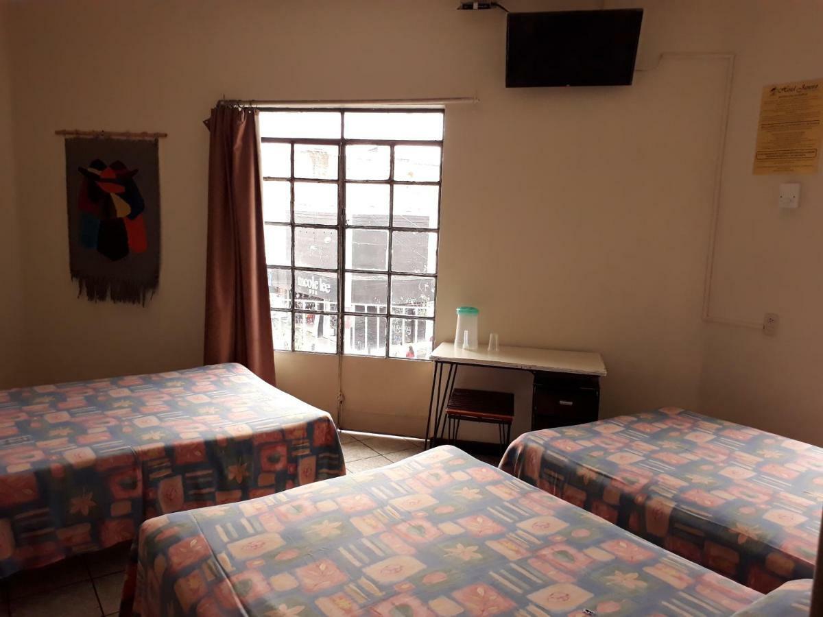 Hotel Janeiro 瓜达拉哈拉 外观 照片